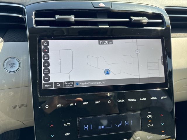 Vehicle image 22 of 34