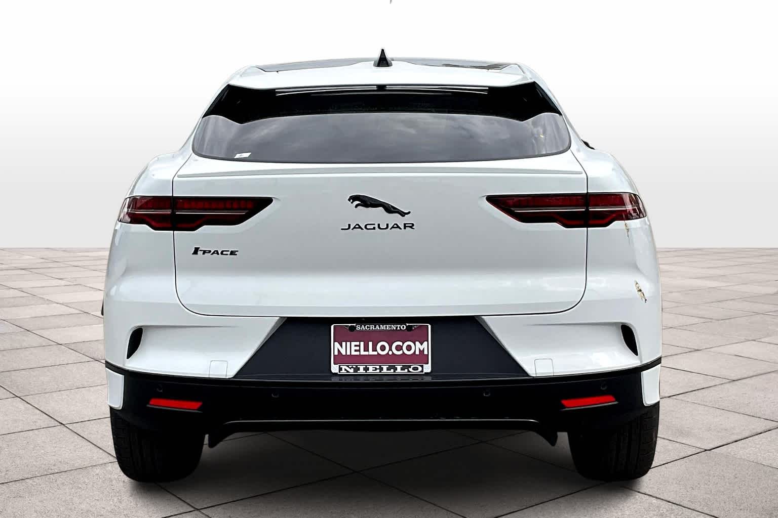 Vehicle image 5 of 30