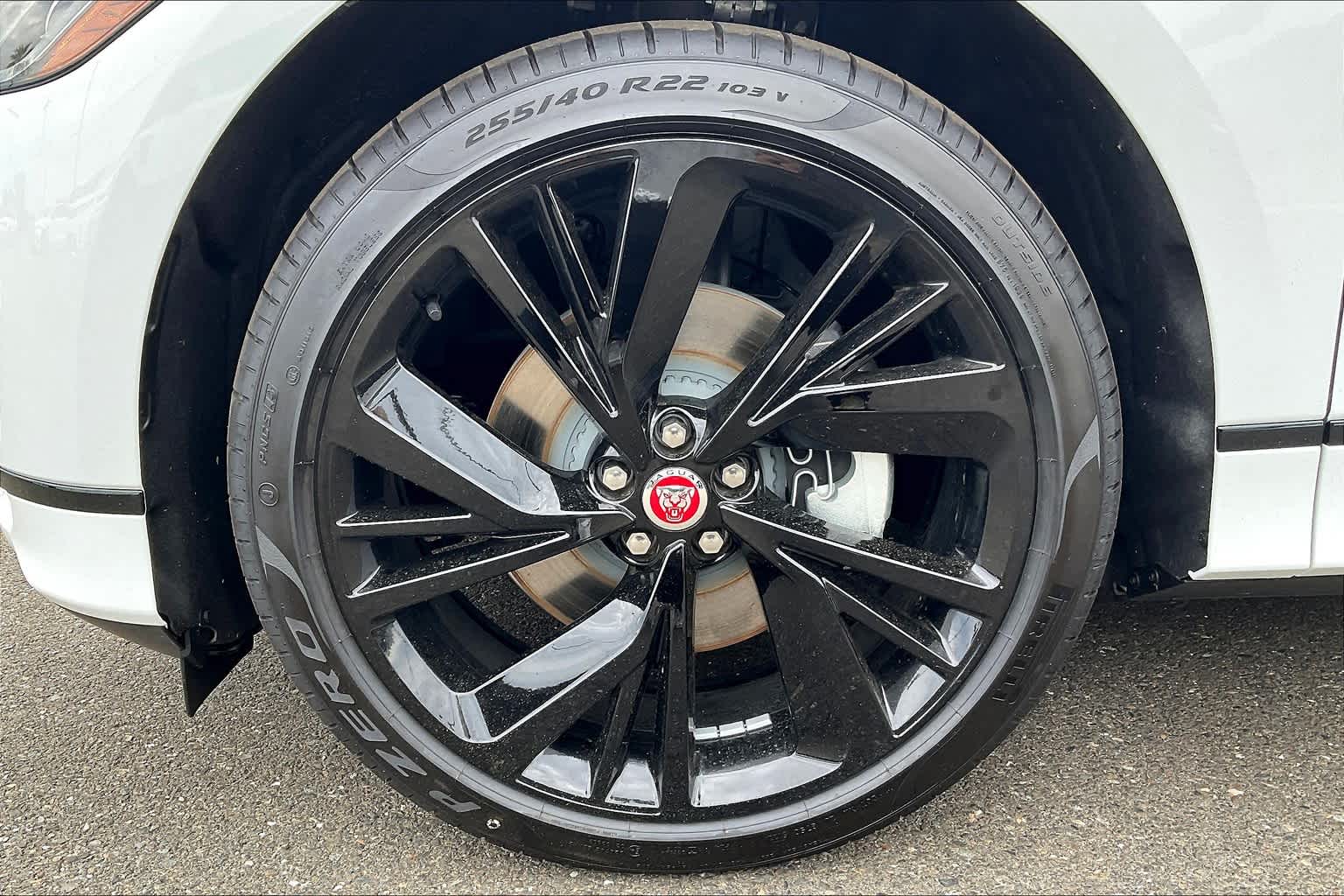 Vehicle image 13 of 30
