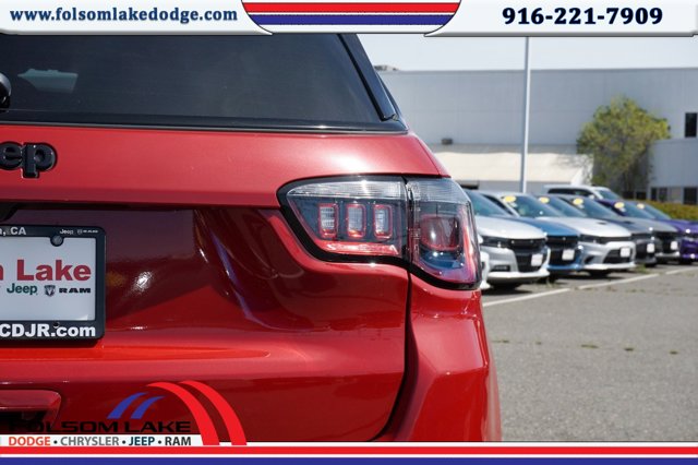 Vehicle image 7 of 25