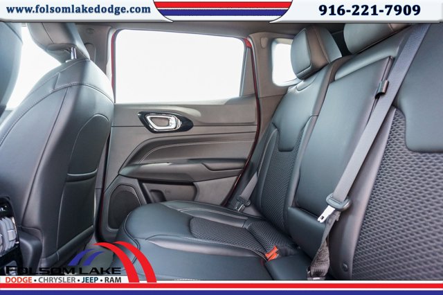 Vehicle image 24 of 25