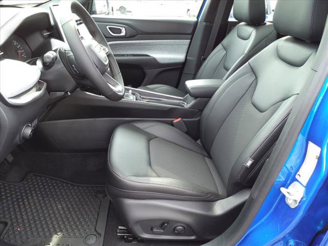 Vehicle image 6 of 20