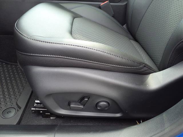 Vehicle image 11 of 20