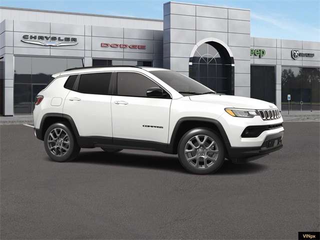 Vehicle image 4 of 18