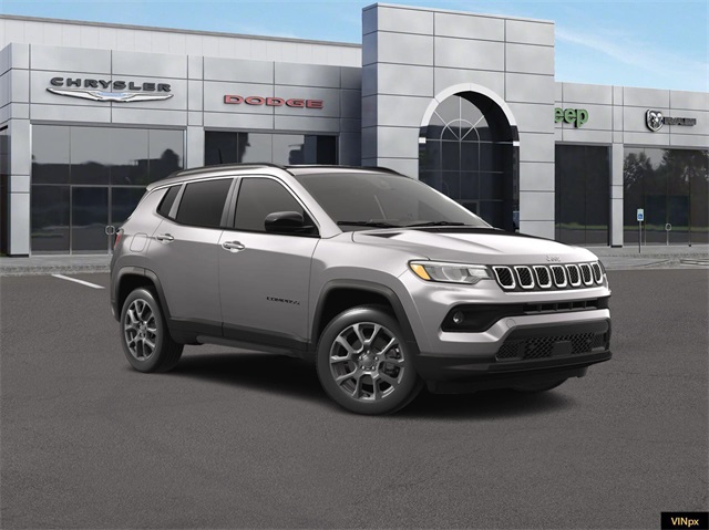 Vehicle image 12 of 18