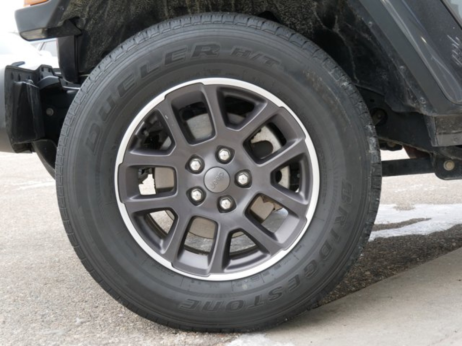 Vehicle image 6 of 27