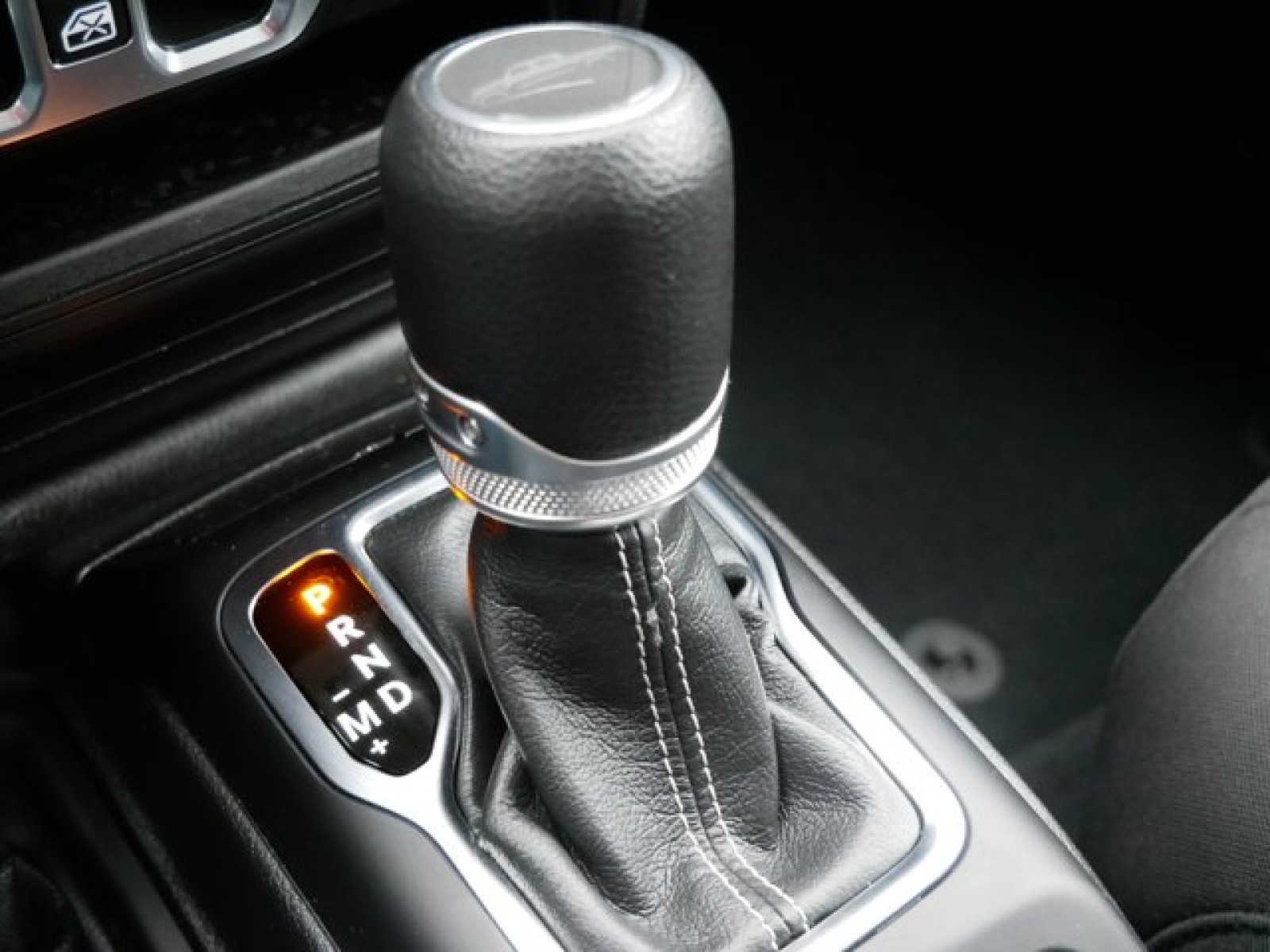 Vehicle image 15 of 27