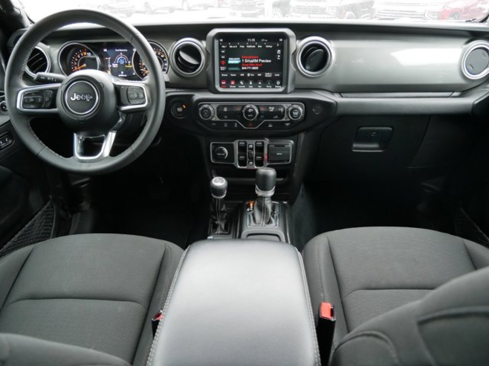 Vehicle image 10 of 27