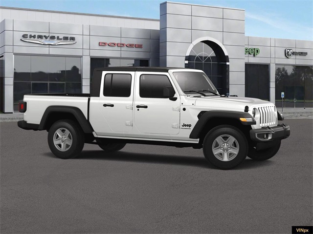 Vehicle image 4 of 23