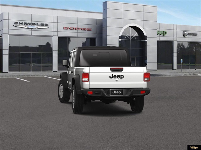 Vehicle image 13 of 23
