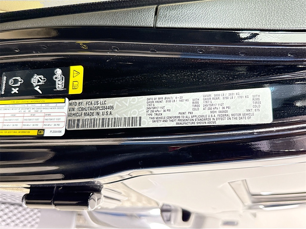 Vehicle image 33 of 33