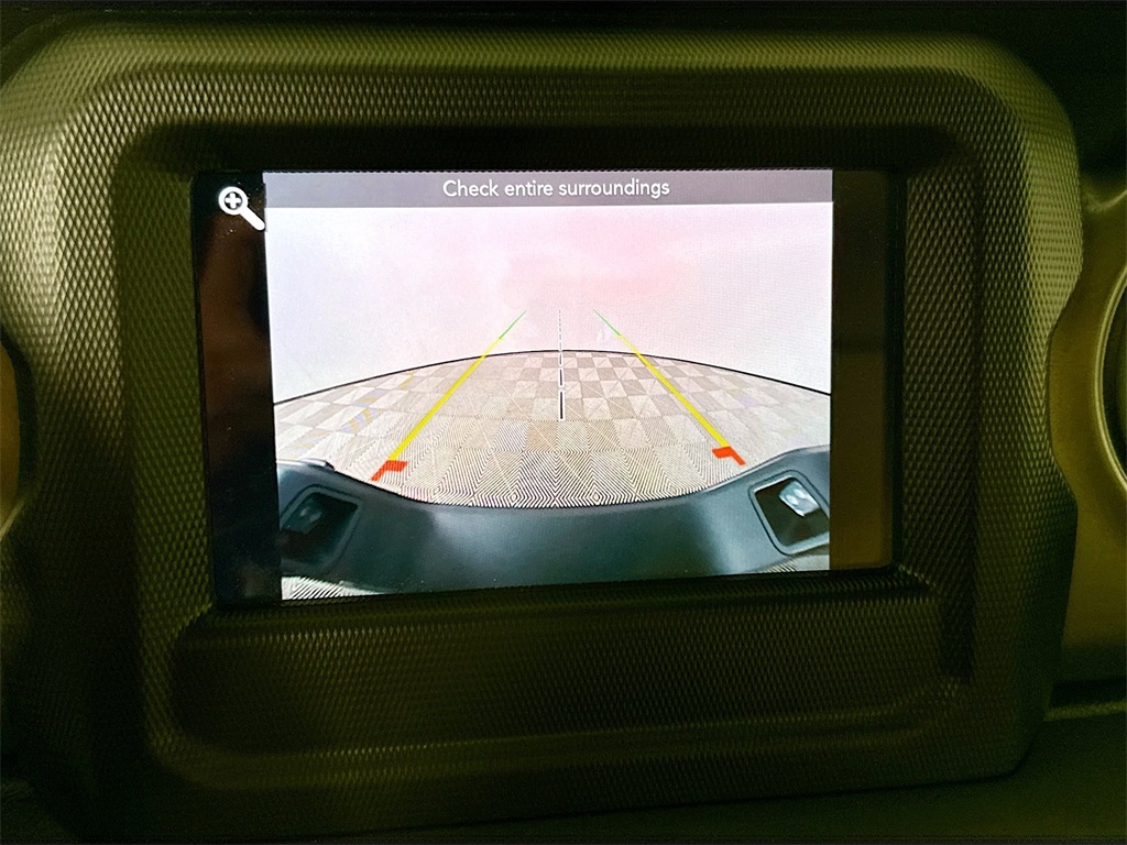 Vehicle image 12 of 33