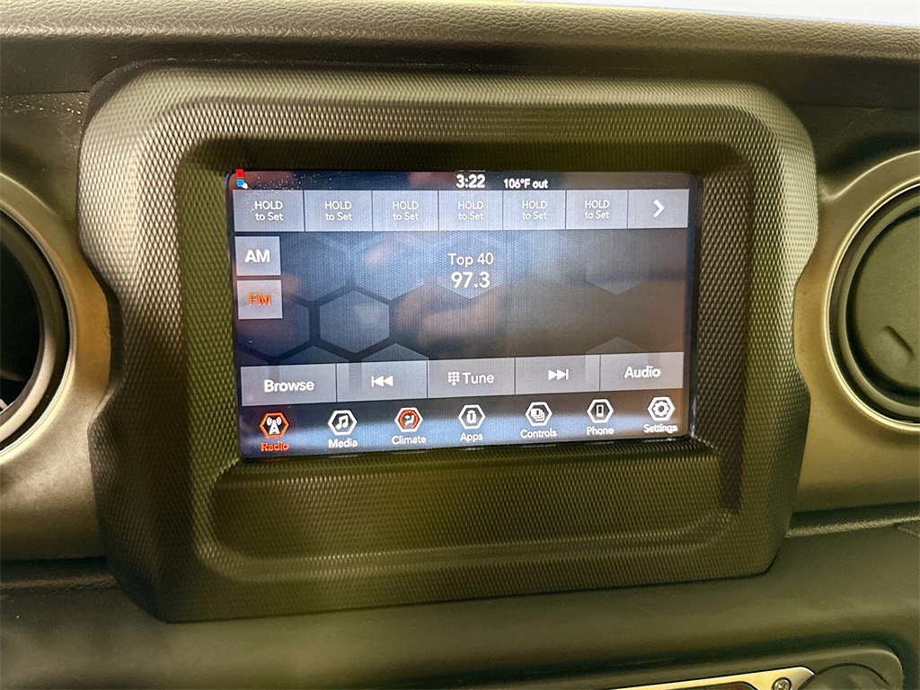 Vehicle image 13 of 33