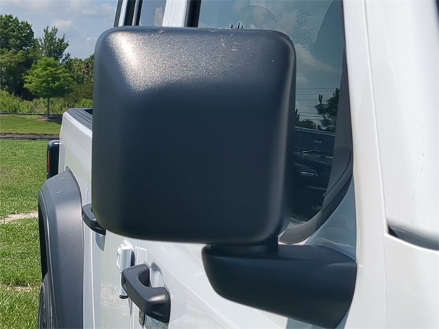 Vehicle image 12 of 26