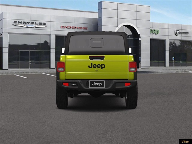 Vehicle image 10 of 19
