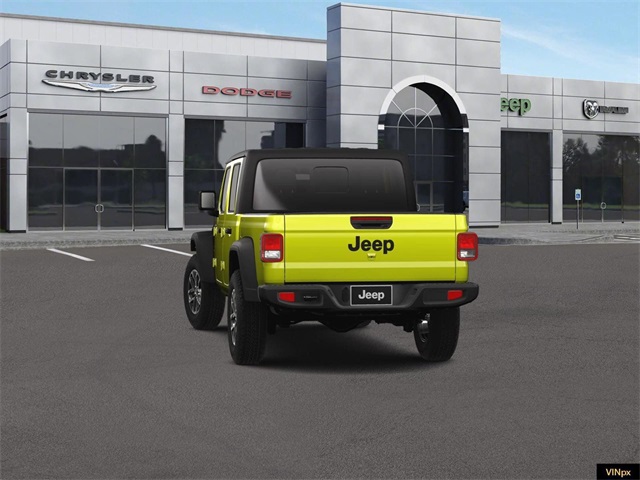 Vehicle image 14 of 19