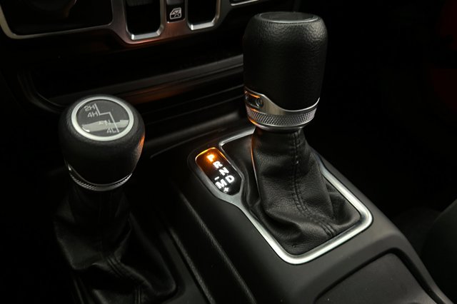 Vehicle image 20 of 27