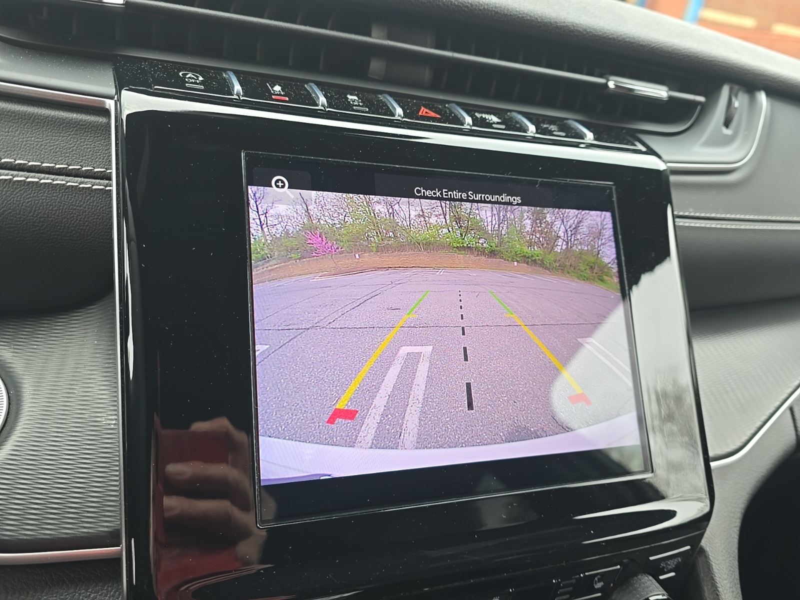 Vehicle image 26 of 31