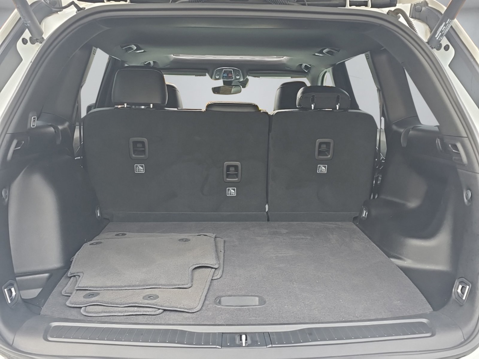 Vehicle image 15 of 31