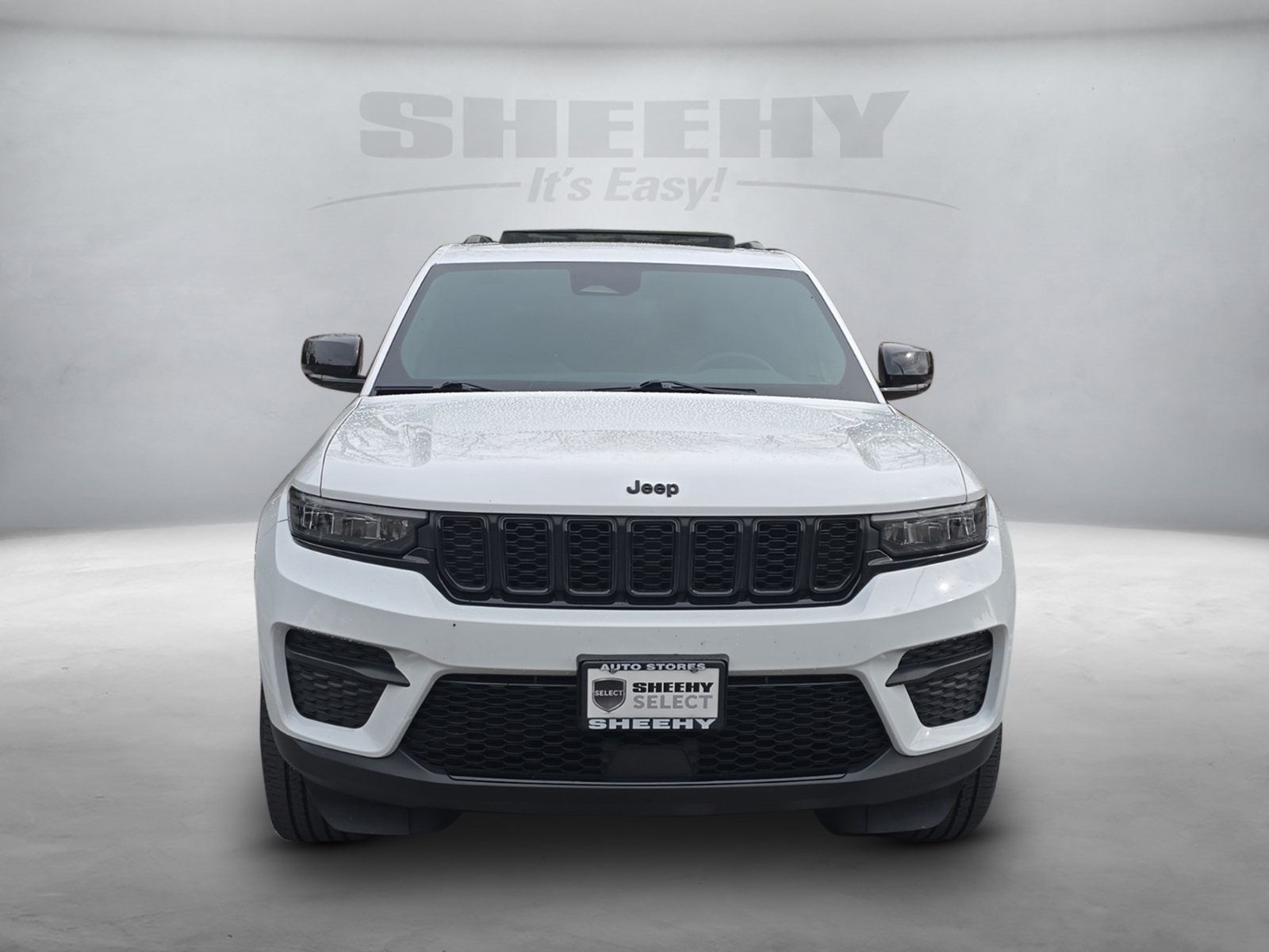 Vehicle image 4 of 31