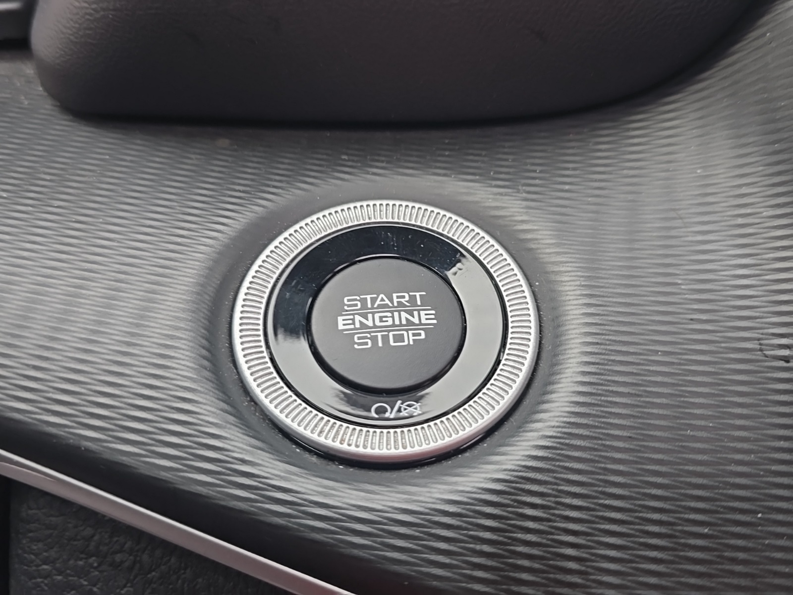 Vehicle image 22 of 31