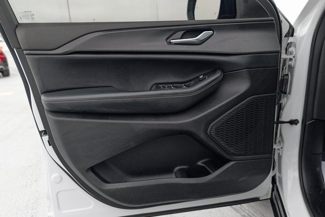 2023 Jeep Grand Cherokee Altitude Image 43 of 68