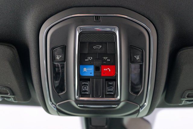 2023 Jeep Grand Cherokee Altitude Image 49 of 68