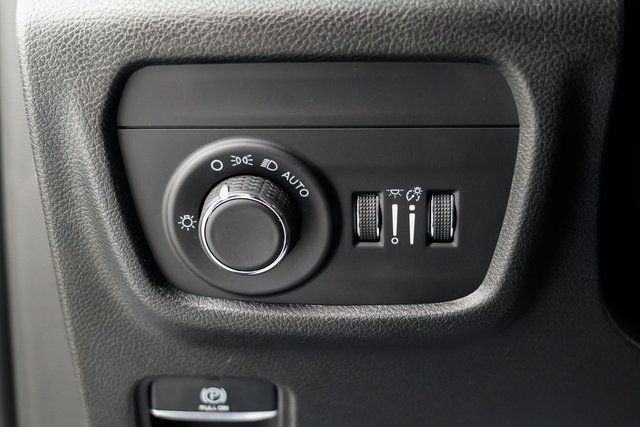 2023 Jeep Grand Cherokee Altitude Image 65 of 68