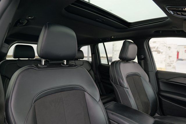 2023 Jeep Grand Cherokee Altitude Image 25 of 68