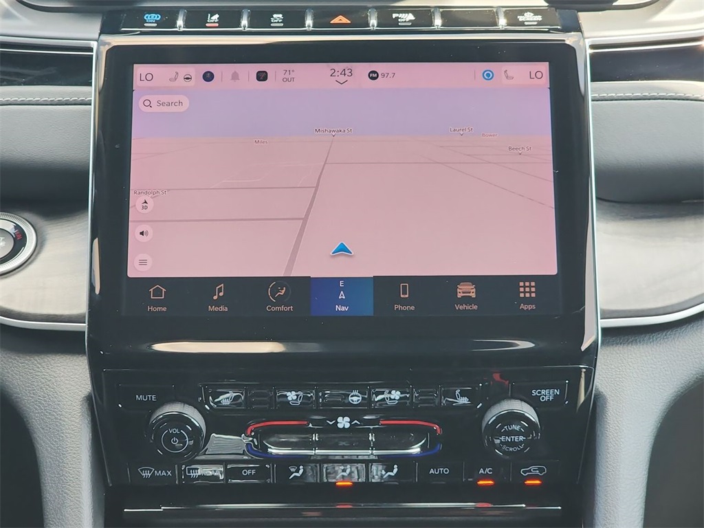 Vehicle image 17 of 27