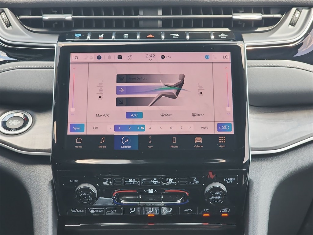 Vehicle image 16 of 27