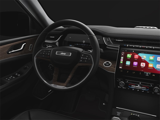 Vehicle image 18 of 23