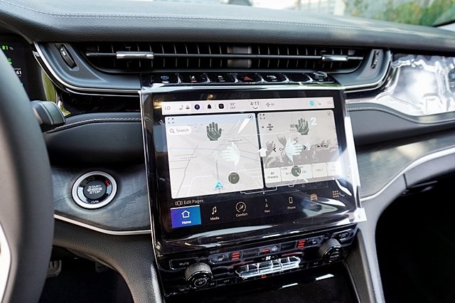 2023 Jeep Grand Cherokee 4xe Base Image 28 of 42