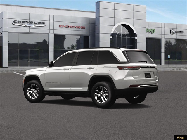 Vehicle image 15 of 23