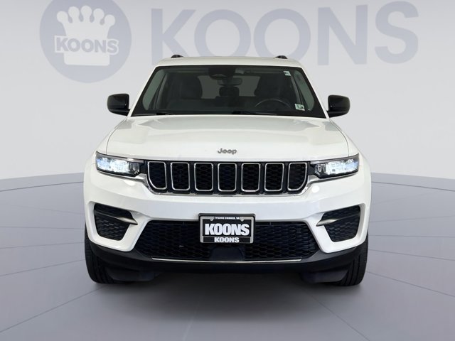 Vehicle image 4 of 28