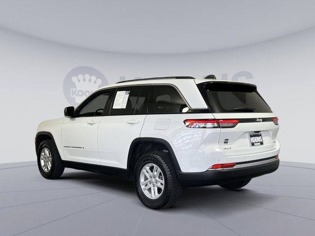 Vehicle image 8 of 28
