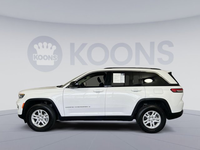 Vehicle image 2 of 28