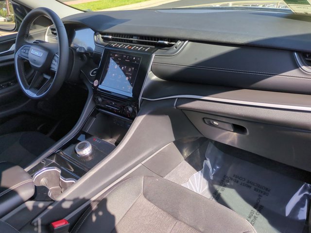 Vehicle image 33 of 33