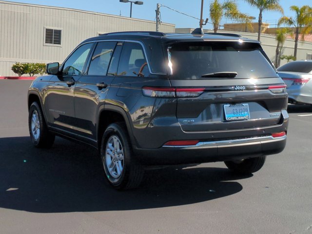 Vehicle image 7 of 33