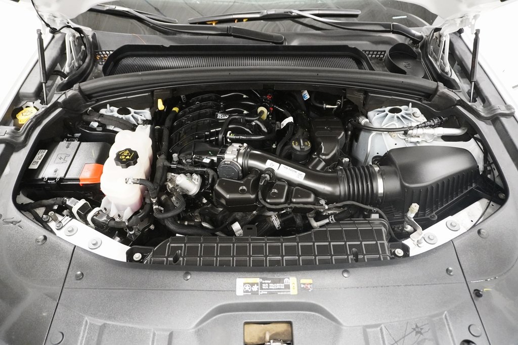 Vehicle image 8 of 26