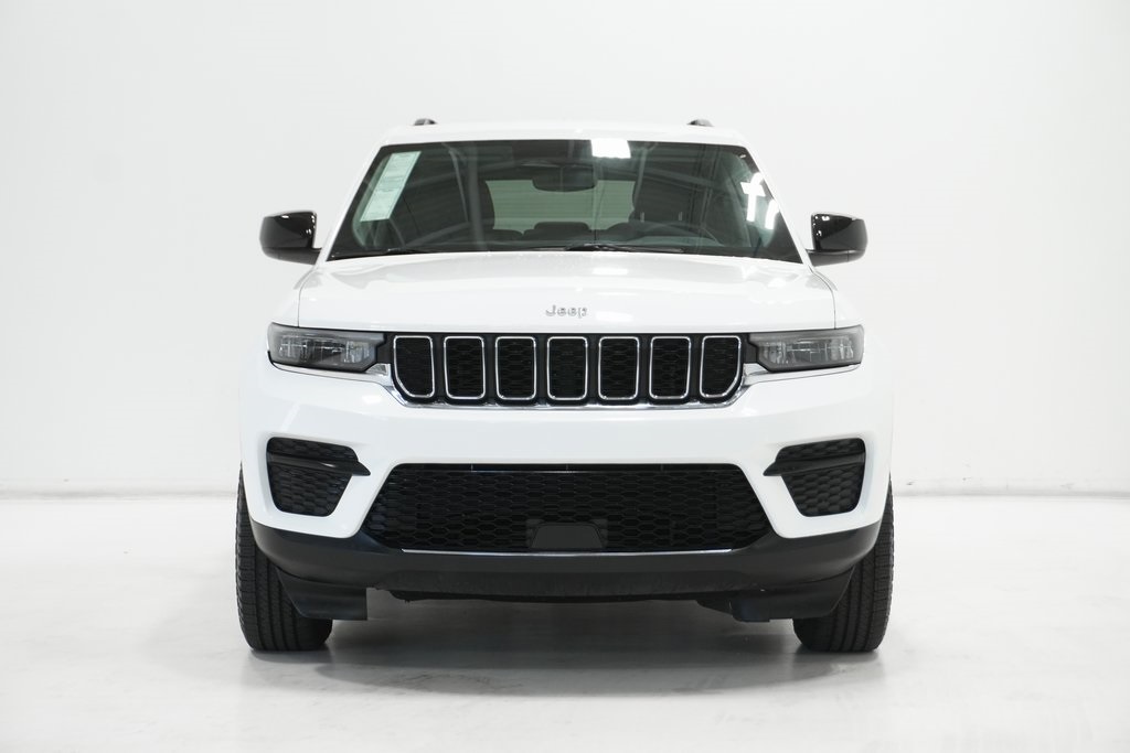 Vehicle image 3 of 26
