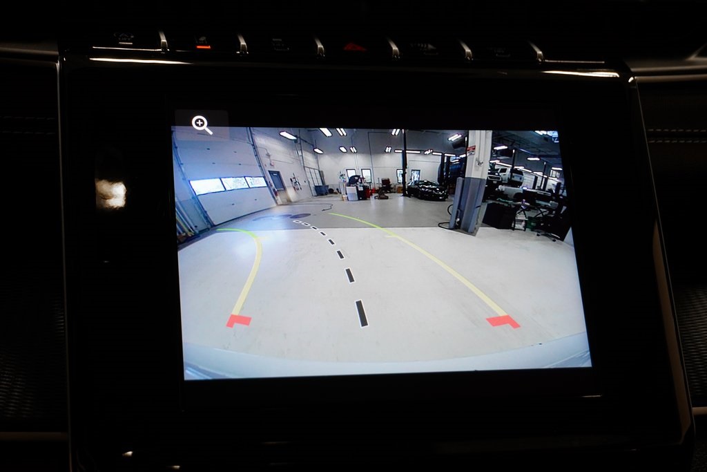 Vehicle image 20 of 26