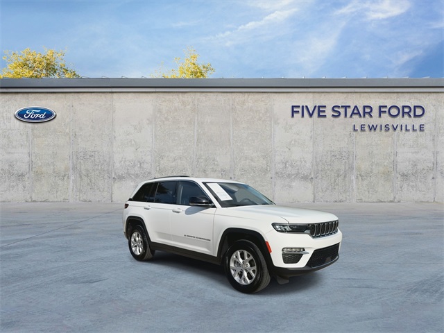 Vehicle image 4 of 25