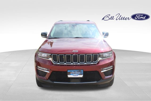 Vehicle image 2 of 24