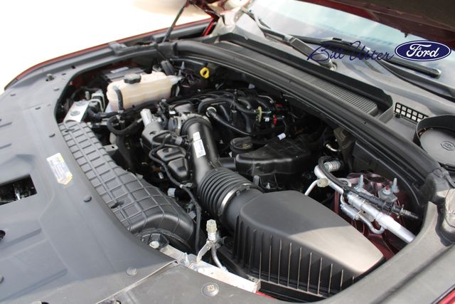 Vehicle image 10 of 24