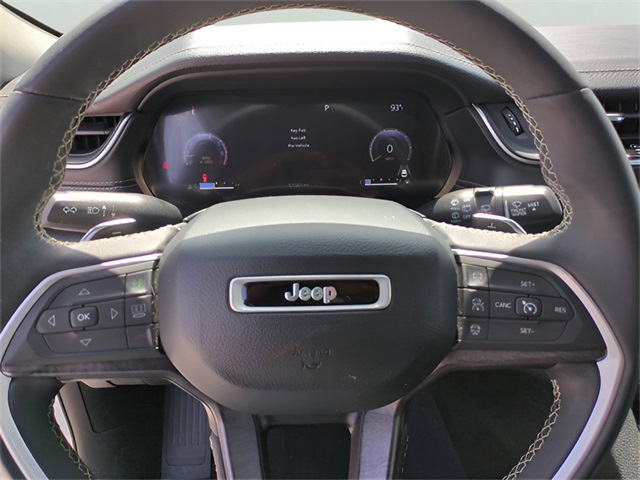 Vehicle image 26 of 41