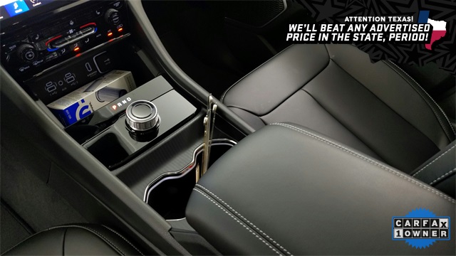 Vehicle image 20 of 26