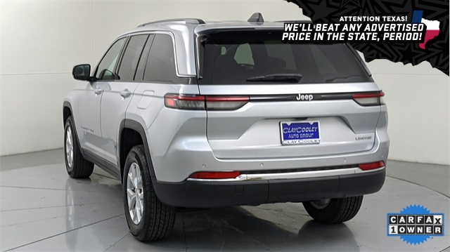 Vehicle image 7 of 26