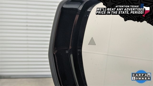 Vehicle image 13 of 26