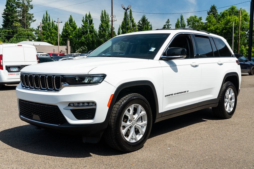 Vehicle image 1 of 28